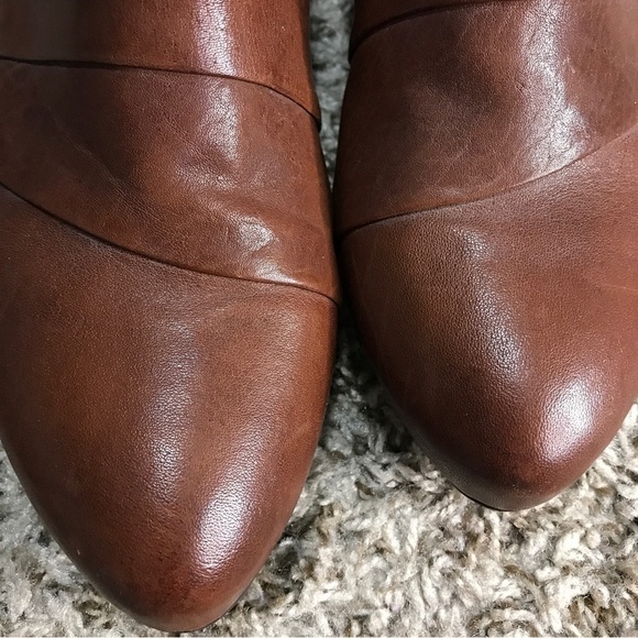 Sofft Racheal leather ankle booties in cognac brown 8M - Picture 9 of 11